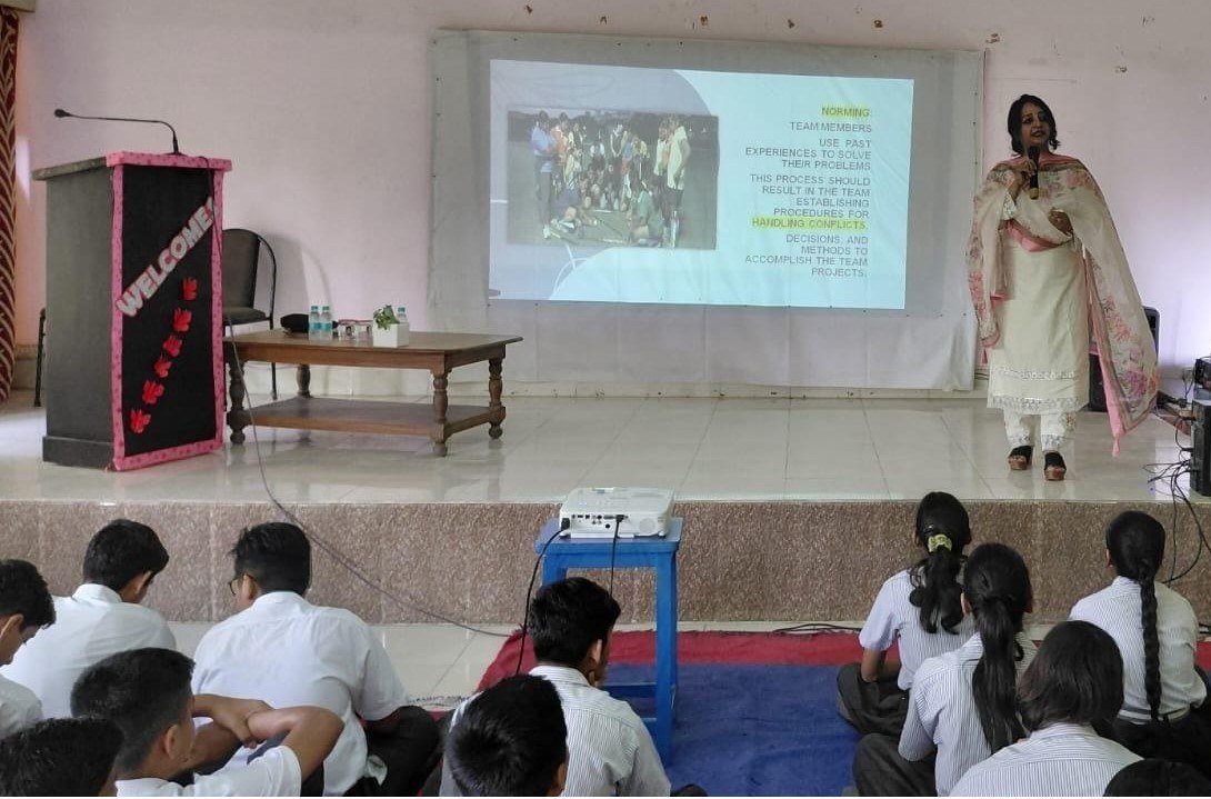 WhatsApp_Image_2026-03-06_at_12-20-30_(2)