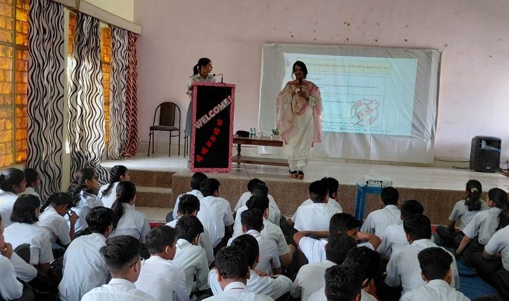 WhatsApp_Image_2026-03-06_at_12-29-41